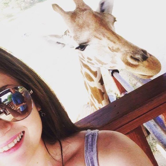 Meet your Posher, Jordan - Picture 1 of 3